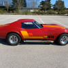 Présence d'un bossage de capot pour Filtre à air V8 EDELBROCK
Toit targa T-Top en 2 parties escamotable avec housse de rangement.
Carburateur quadruple corps polie en aluminium 650 CFM Type PROFORM .
Tuyau de carburant en caoutchouc synthétique protégé par tresse perform-O-FLEX d’Earl -
Raccords & Adaptateurs de tuyaux de mamelon unique d’auto-fit.
Collecteurs d’admission EDELBROCK -
Couvres culasses et le couvercle de filtre à air chromé EDELBROCK
Collecteurs échappements HOOKER Tubes Silencieux Performance et 2 pots d’échappement latéraux Type Hooker homologué.
Lame arrière en composite Type 