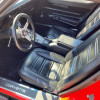 Présence d'un bossage de capot pour Filtre à air V8 EDELBROCK
Toit targa T-Top en 2 parties escamotable avec housse de rangement.
Carburateur quadruple corps polie en aluminium 650 CFM Type PROFORM .
Tuyau de carburant en caoutchouc synthétique protégé par tresse perform-O-FLEX d’Earl -
Raccords & Adaptateurs de tuyaux de mamelon unique d’auto-fit.
Collecteurs d’admission EDELBROCK -
Couvres culasses et le couvercle de filtre à air chromé EDELBROCK
Collecteurs échappements HOOKER Tubes Silencieux Performance et 2 pots d’échappement latéraux Type Hooker homologué.
Lame arrière en composite Type 